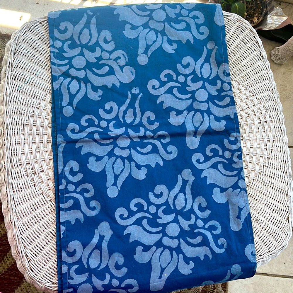 Global Mamas table runner